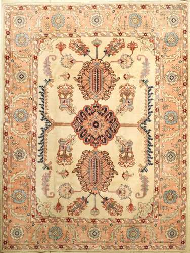 Azeri Carpet (Heriz Design),