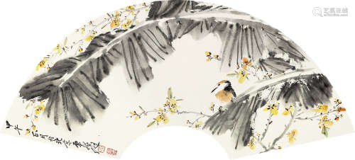 贾广健 （b.1964） 芭蕉小鸟 设色纸本 扇面 2014年 作