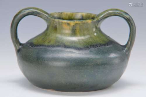 double handle vase, Mutz, Altona, around 1902 -13