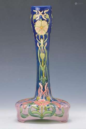 Large vase, probably Longwy, around 1905, earthenware