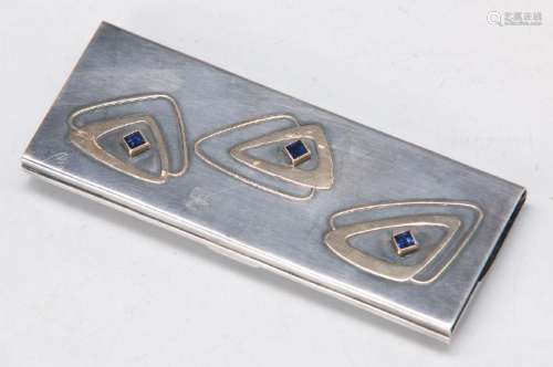 comb in case, German, around 1905, silver withyellow