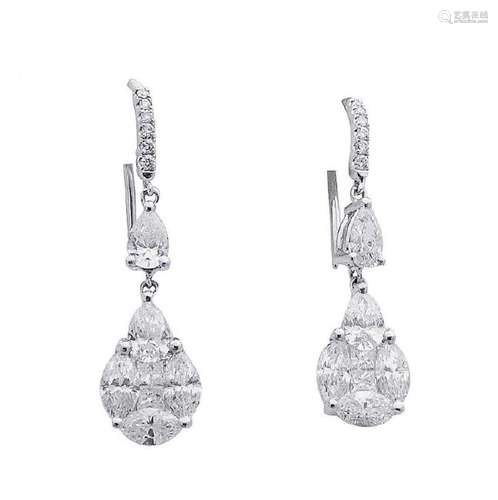 18k Gold 4.27 TCW VS/G-H Diamond Dangle Earrings