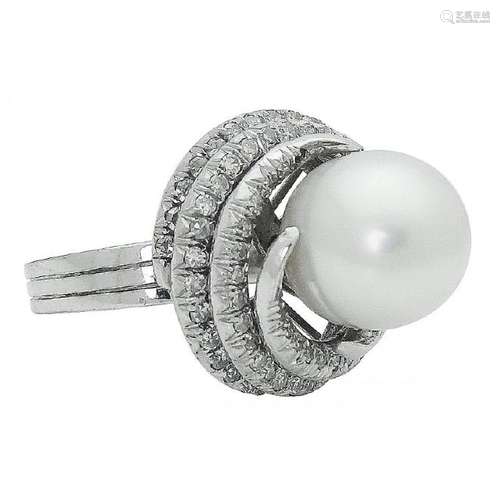 14K White Gold Diamond and Pearl Cocktail Ring