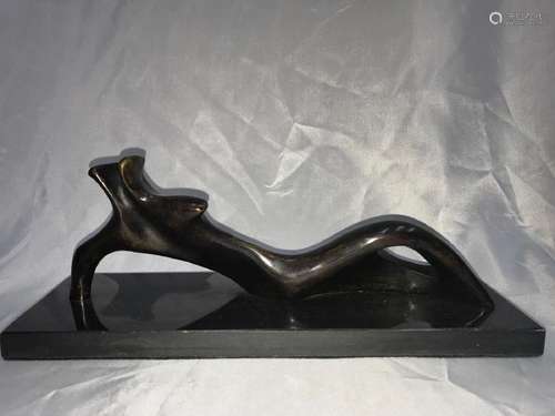 HENRY MOORE ENGLISH BRONZE RECLINING WOMEN SCULPTURE