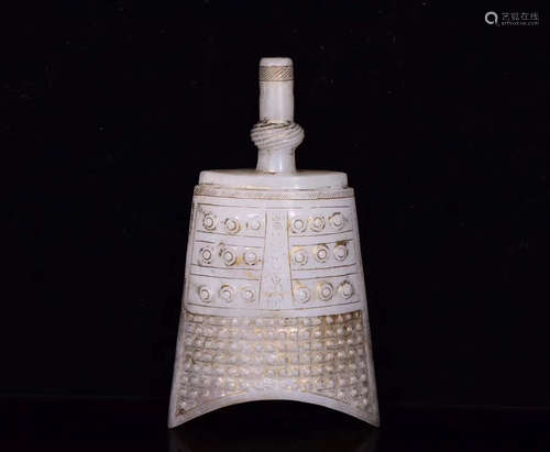 A HETIAN JADE CARVED BELL SHAPE PENDANT