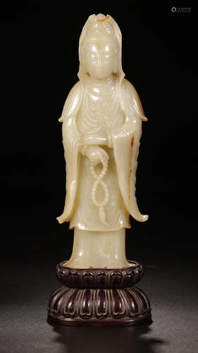 A HETIAN JADE GUANYIN SHAPED BUDDHA