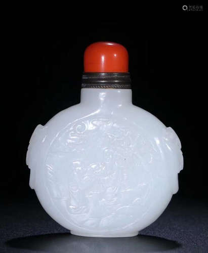 A HETIAN JADE CARVED POETRY PATTERN SNUFF BOTTLE