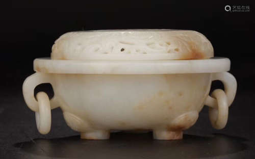 A HETIAN WHITE JADE CARVED HOLLOW COVER CENSER