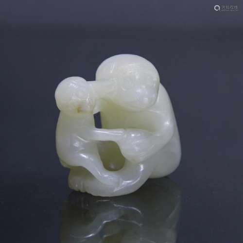 A WHITE JADE MOTHER-AND-CHILD MONKEY, QING DYNASTY