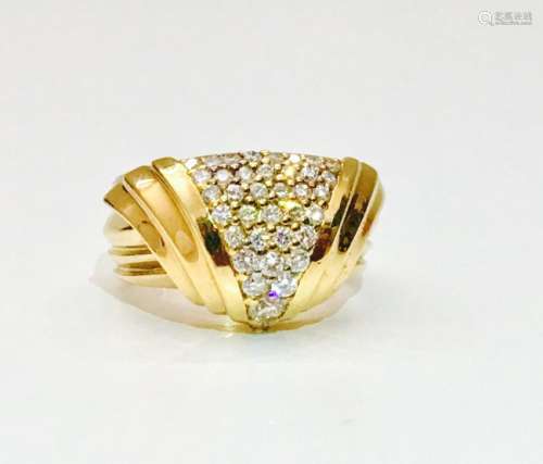 18K Yellow Gold and White Diamond Ring. 15.4 Grams