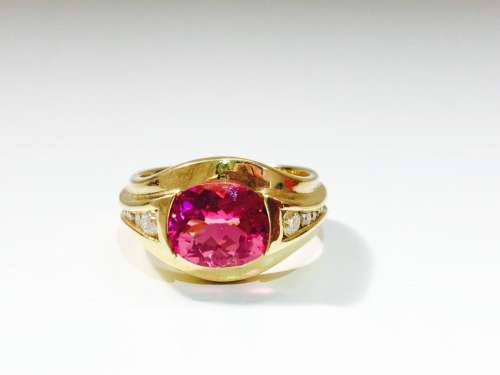 14k YELLOW GOLD; Pink Tourmaline And Diamond Ring