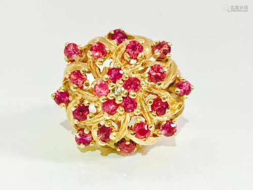 14K Gold RUBY and Diamond VINTAGE RING