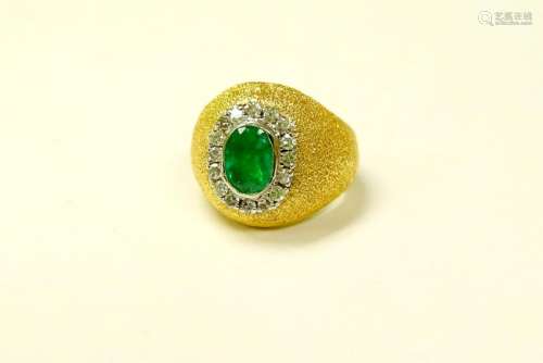 18k Gold Vintage 2.5 ct Emerald And Diamond Ring