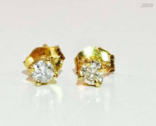 14K Yellow gold. 0.25 CT Diamond Studs/Earrings
