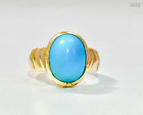14K Yellow Gold, 6.00 Carat Turquoise Ring