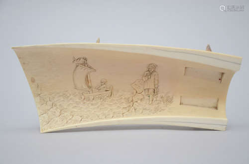 Ivory dish 'fishermen', early 20th century