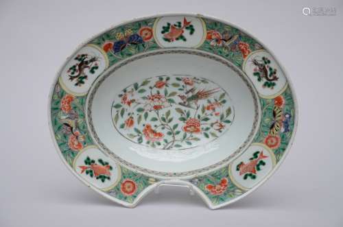 A barber dish in Chinese famille verte porcelain