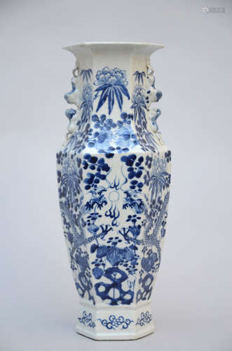 A hexagonal vase in Chinese blue and white porcelain 'dragons'