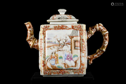 Rectangular teapot in Chinese porcelain 'mandarin decor'