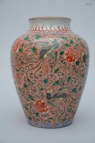 A vase in Chinese Wucai porcelain 'phoenixes'