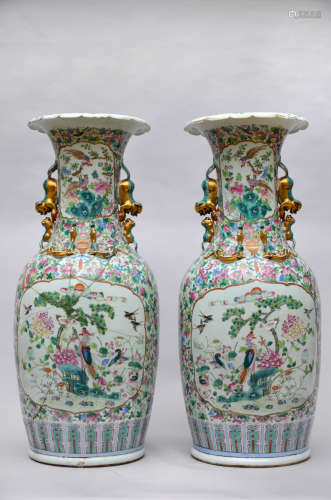 A pair of large Canton vases in Chinese porcelain