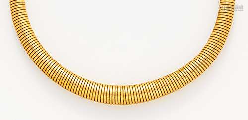 GOLD-COLLIER. Wohl Italien, um 1980. 585/- Gelbgold, gest., Gesamtgewicht: 63,0g. L.ca. 43,0cm.