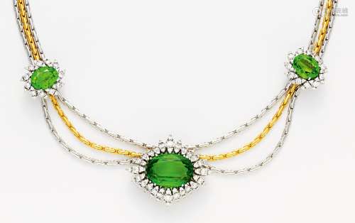 LEICHTDiamant-Peridot-Collier. Deutschland, um 1990. 750/- Weiß-/ Gelbgold, gest., Gesamtgewicht: