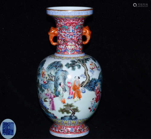 A FAMILLE ROSE CHARACTER STORY PATTERN EAR VASE