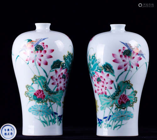 PAIR FAMILLE ROSE BIRD AND FLORAL PATTERN VASE