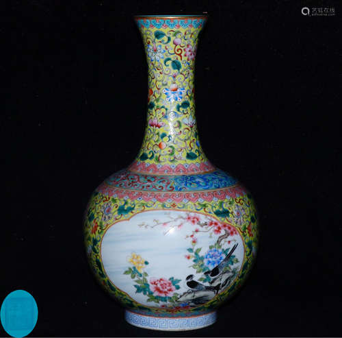 A FAMILLE ROSE GILD WRAPPED LOTUS PATTERN VASE