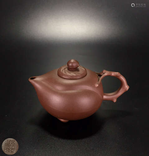 A ZISHA CASTED TEA POT