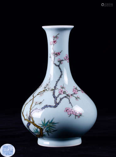 A FAMILLE ROSE PLUM PATTERN VASE