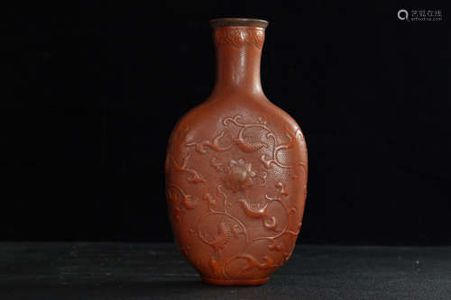 AN OLD TIBETAN FLORAL&INTERLOCKED BRANCH PATTERN BOTTLE