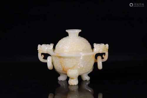 17-19TH CENTURY, A DRAGON DESIGN DOUBLE-EAR HETIAN JADE CENSER, QING DYNASTY