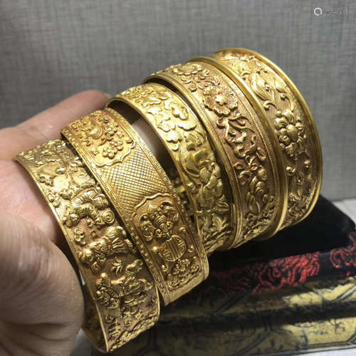 17-19TH CENTURY, FIVE GOLD BANGLES, QING DYNASTY