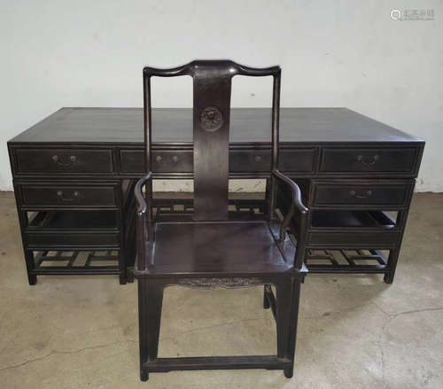 A SET OF ROSEWOOD FURNITURES