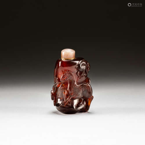 Late 19th Antique Amber Snuff Bottle