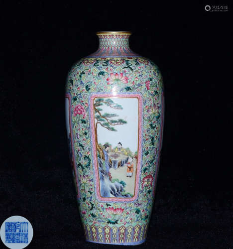 A FAMILLE-ROSE PANEL FIGURE PATTERN VASE