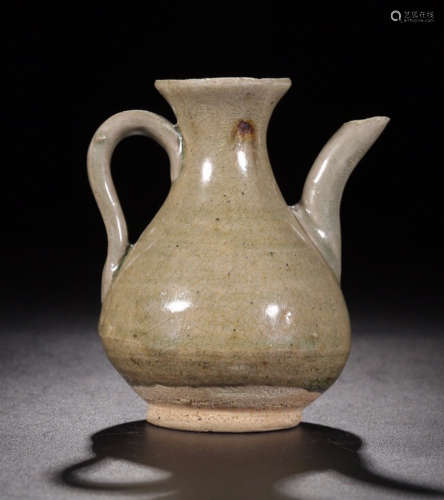 A YUEYAO CELADON EWER