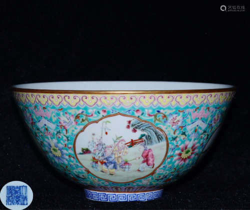 A FAMILLE-ROSE PANEL FIGURE PATTERN BOWL