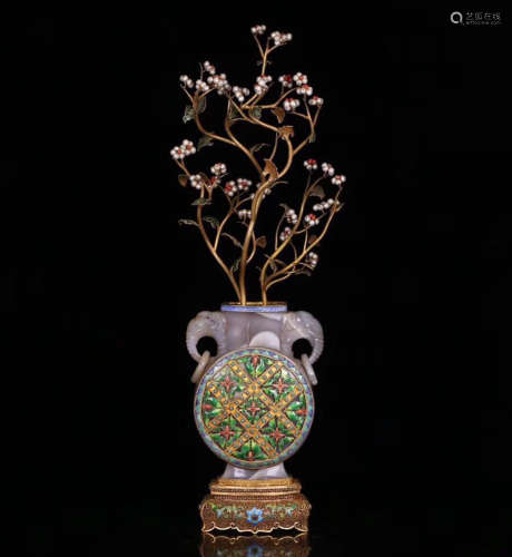 A GILT BRONZE CORAL PEARL DECORATED FLOWER VASE