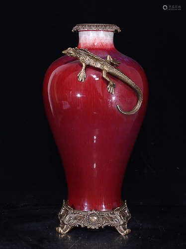 A RED GLAZED PLUM VASE