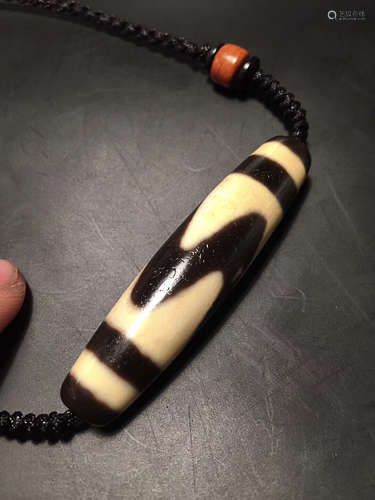 A DZI BEAD