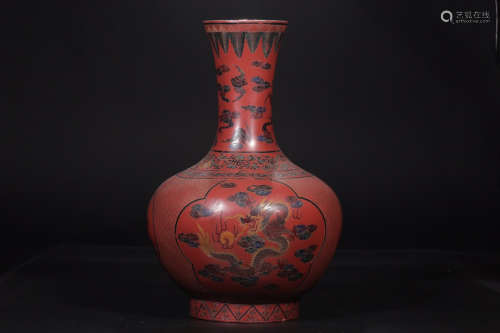 17-19TH CENTURY, A COLORFUL PATTERN RED PAINTED VASE , QING DYNASTY