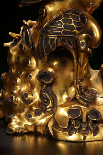 17-19TH CENTURY, A LANDSCAPE DESIGN GILT BRONZE ORNAMENT, QING DYNASTY