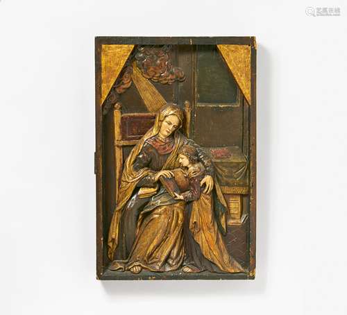 RELIEF 'ANNA UNTERRICHTET MARIA '. Italien. Holz, polychrom gefasst. H.79, B.51,5cm. Zustand C.