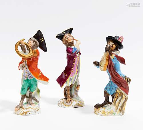 GITARRIST UND HORNIST AUS DER AFFENKAPELLE. Meissen. 19./20.Jh. Modell J.J. Kaendler. Porzellan,