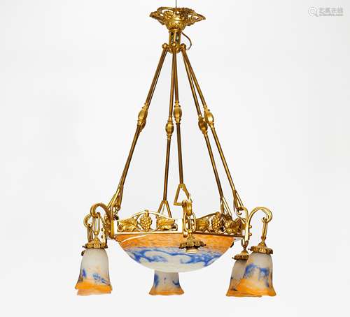 DECKENLAMPE. Dijon. Jean Noverdy. Farbloses Glas, mit milchig weißen, orangefarbenen und blauen