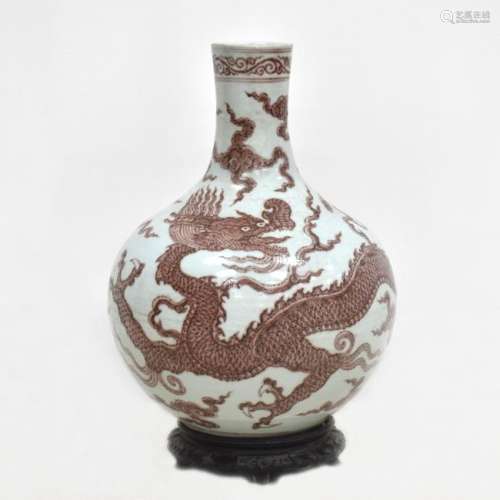 MING RED DRAGON REWARD VASE ON STAND