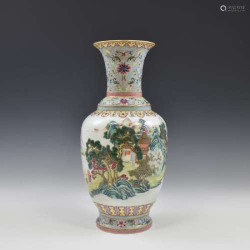 QIANLONG FAMILLE ROSE PORCELAIN VASE